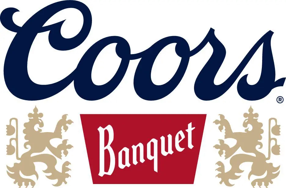A close up of the word " coors banquet ".